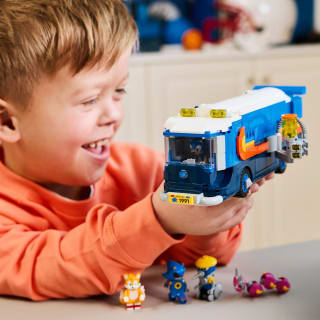 427699-lego-sonic-the-hedgehog-team-sonic-command-truck