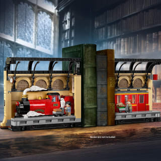 427743-lego-harry-potter-book-nook-hogwarts-express-4