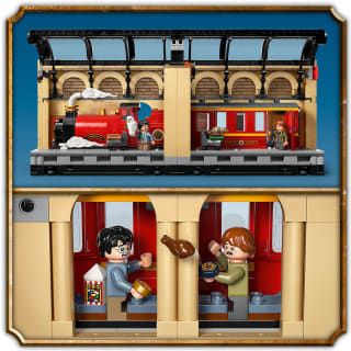 427743-lego-harry-potter-book-nook-hogwarts-express-8