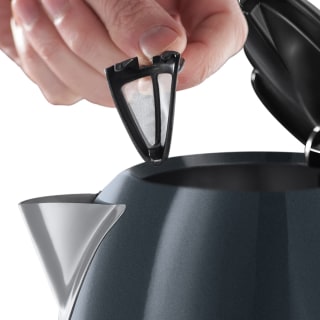 428076-russell-hobbs-kettle-grey-3