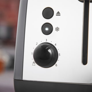 428077-russell-hobbs-2-slice-toaster-grey-7