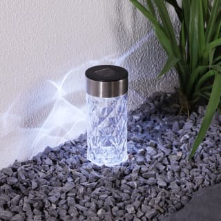429558-solar-powered-crystal-effect-path-light