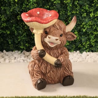 429749-highland-cow-xl-ornament-bird-bath-3