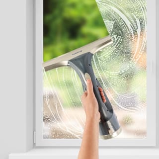 430519-beldray-window-vac