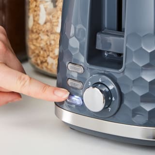 430524-morphy-richards-hive-2-slice-toaster-4