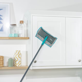 431791-beldray-anti-bac-clip-mop-and-cloth-set-3