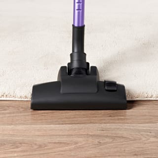 432831-goodmans-2in1-compact-vacuum-cleaner-4