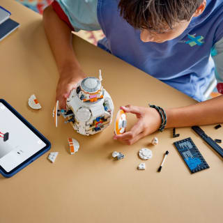 432922-lego-star-wars-bb-8-astromech-droid-4