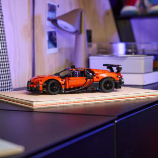 432925-lego-technic-bugatti-chiron-pur-sport-hyper-car-4