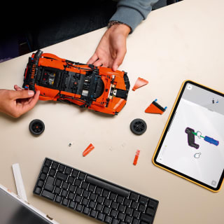 432925-lego-technic-bugatti-chiron-pur-sport-hyper-car-5