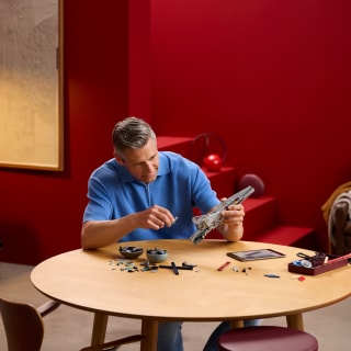 432927-lego-star-wars-venator-class-attack-cruiser-2