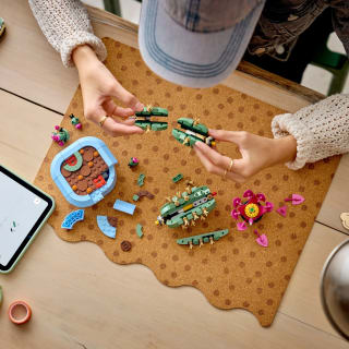 432930-lego-flowering-cactus-5