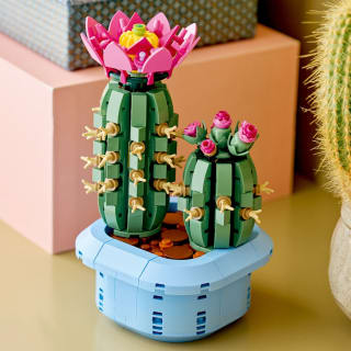 432930-lego-flowering-cactus-7