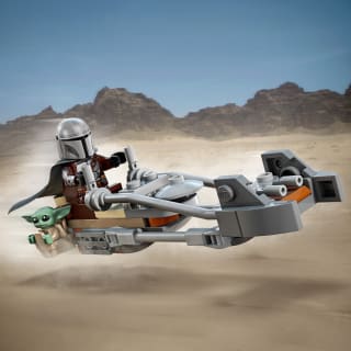432940-lego-star-wars-the-mandalorian-and-grogus-speeder-bike-3