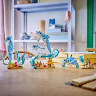 432943-lego-creator-sea-animals-beautiful-dolphins-8