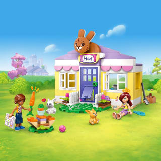 432970-lego-friends-heartlake-city-bunny-hotel-2