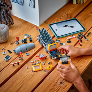 432972-lego-city-cement-mixer-3