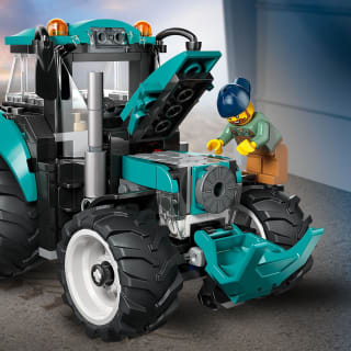 432974-lego-city-tractor-4