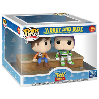 433476-pop-moment-buzz-and-woody-2