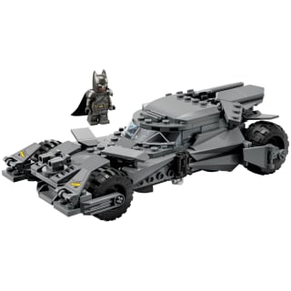 433730-lego-batman-v-superman-batmobile-76331-3