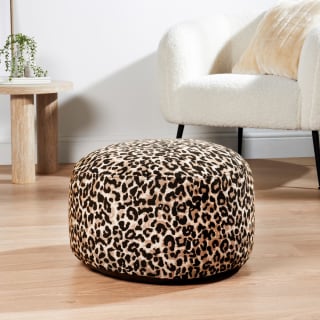 434431-home-collection-animal-print-inflateable-foot-stool-leopard