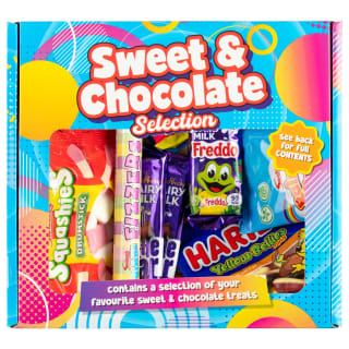 434753-mixed-sweet-and-chocolate-hamper