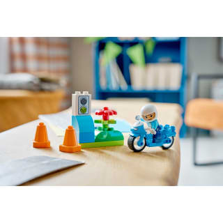 435340-blue-police-motorcycle-10471