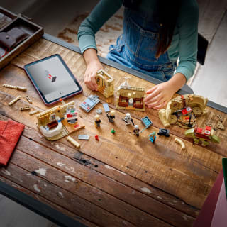 435401-lego-smart-play-mos-eisley-cantina-75425-10