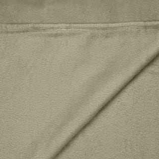 436951-coral-fllece-throw-green-2