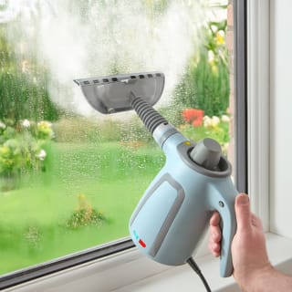 437445-goodmans-10-piece-hand-held-steam-cleaner-10