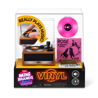 437502-mini-brands-vinyl-playset