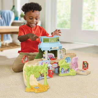 437734-toot-toot-drivers-bluey-ice-cream-adventure-play-set-2