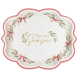 Celebrate Party Co. Traditional Scalloped Plates 4pk