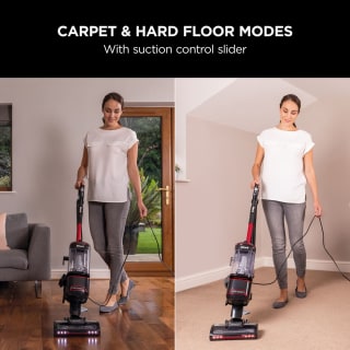 438476-shark-lift-away-vacuum-cleaner-6