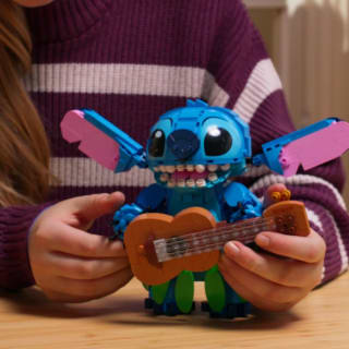 439306-lego-dinsey-stitch-and-scrump-3