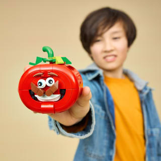 439308-lego-fortnite-tomatohead-3