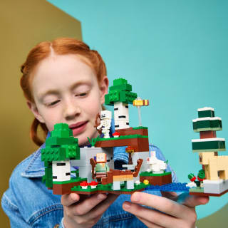 439320-lego-minecraft-first-night-adventure-3