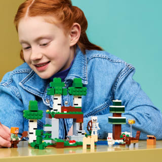 439320-lego-minecraft-first-night-adventure-4