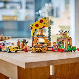 439322-lego-city-pizza-delivery-experience-2