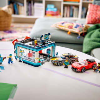439323-lego-city-drive-through-car-wash-2