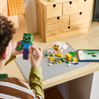 439352-lego-minecraft-chicken-jockey-4