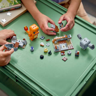 439355-smart-play-charmander-and-geodudes-cavern-clash-5