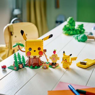 439358-lego-pokemon-smart-play-training-house-with-pikachu-8