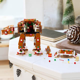 439372-lego-star-wars-gingerbread-at-at-walker-5