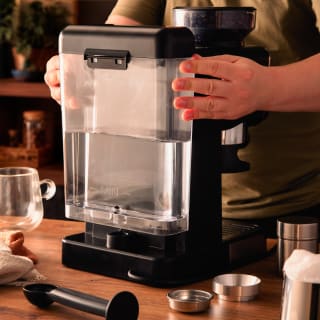 439733-swan-digital-espresso-machine-3