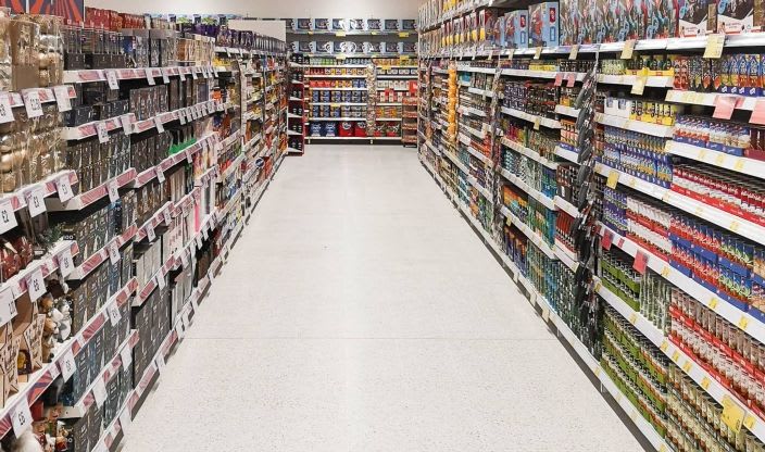 695-bandm-quedgeley-store-12