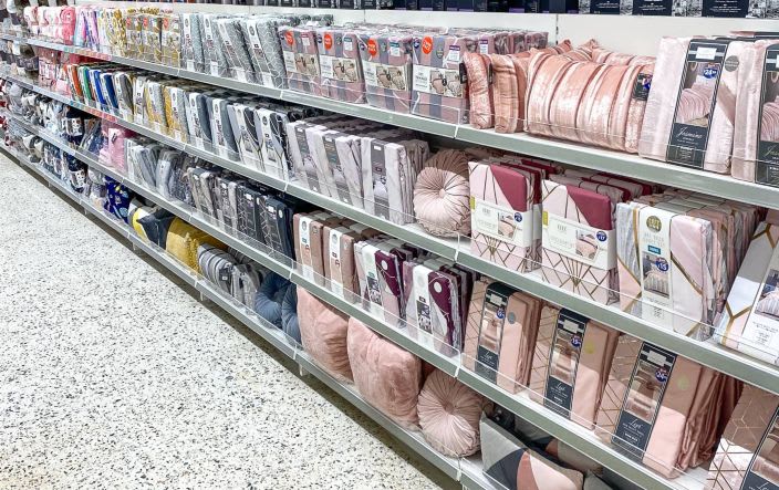 698-bandm-hull-prospect-shopping-centre-store-13