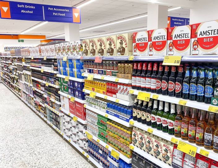 698-bandm-hull-prospect-shopping-centre-store-4