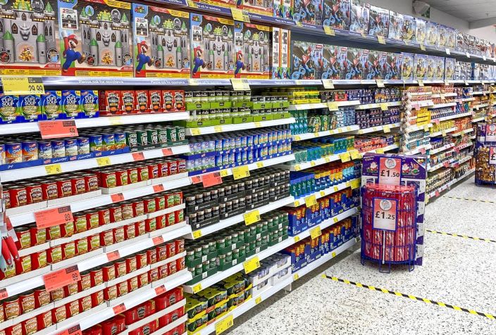 698-bandm-hull-prospect-shopping-centre-store