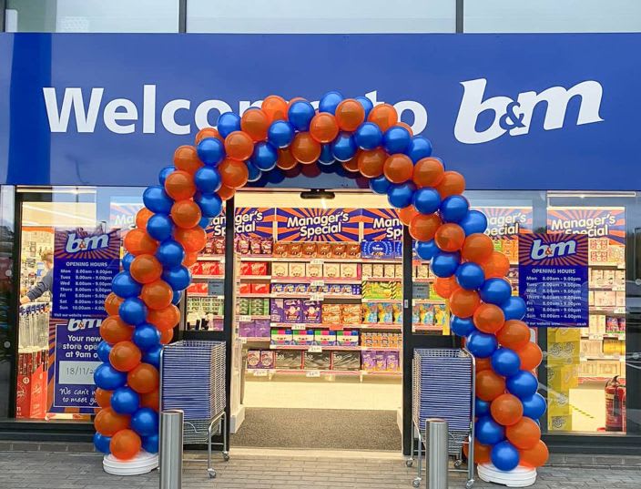 704-bandm-prudhoe-store-front-2